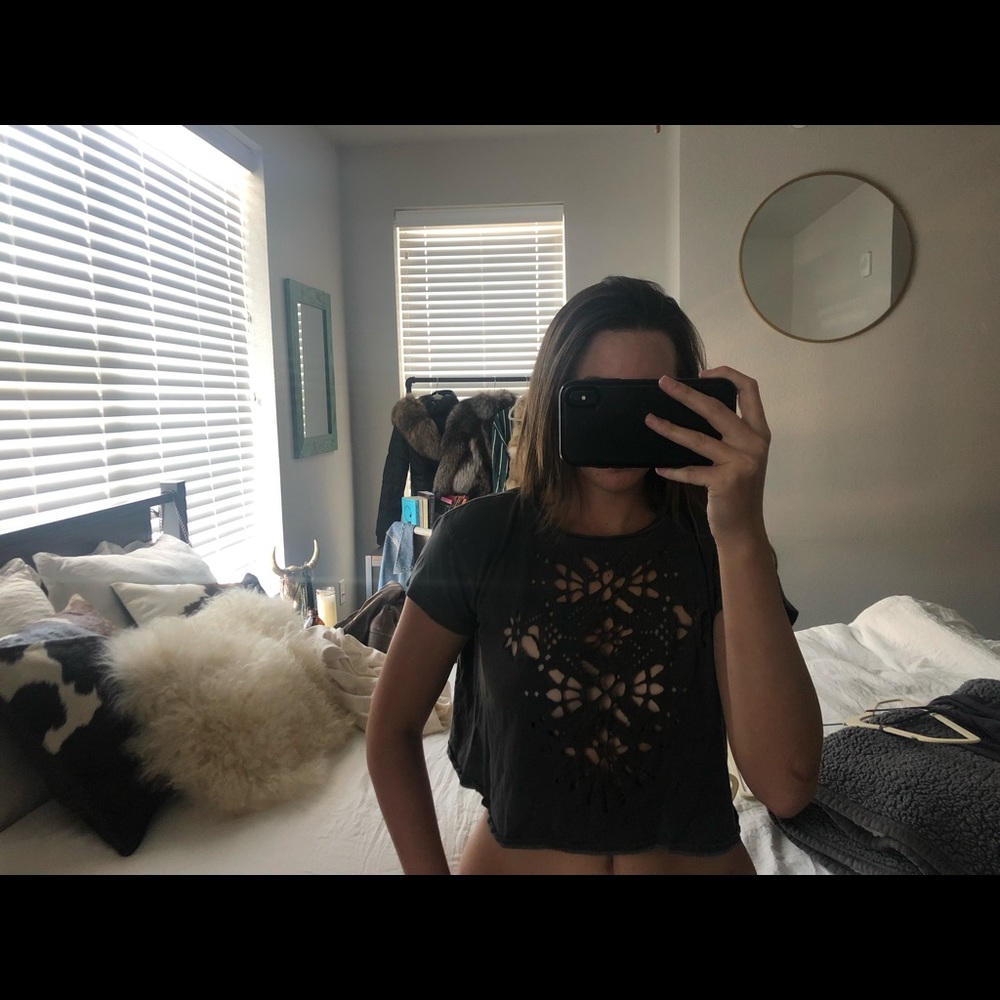 Amuse society cropped t shirt